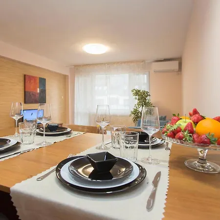 Sofia Central Hotel Apartments מלון דירות סופיה